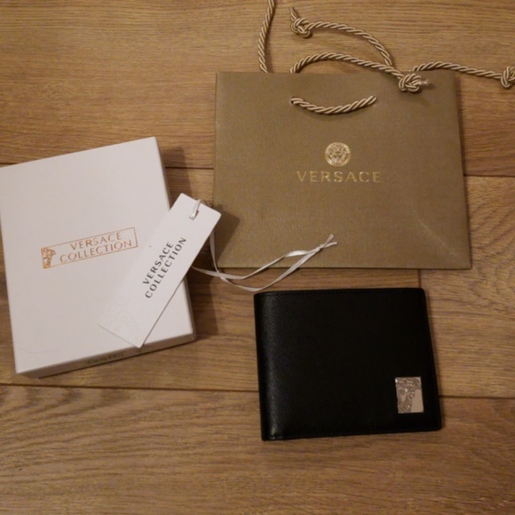 Versace Other - Versace mens wallet